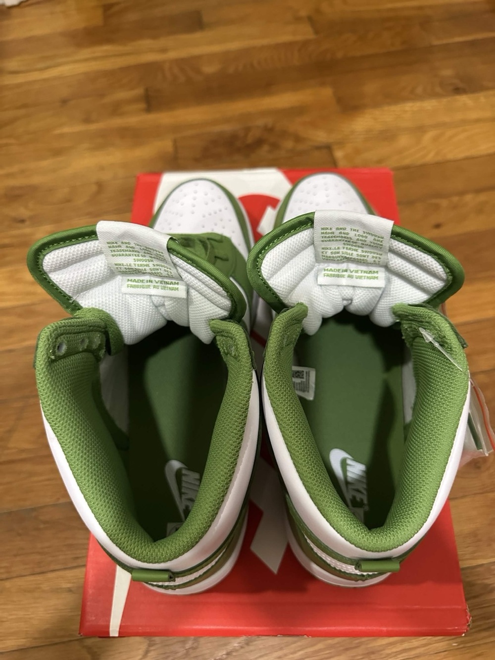*Slightly Used* Nike Dunk High Men White Green (DV0829-101) Size 12 - Picture 8 of 11